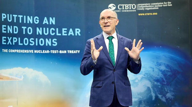 CTBTO Executive Secretary Robert Floyd addressing staff, Vienna International Centre, Vienna, Austria, 2023. Credit: CTBTO Preparatory Commission